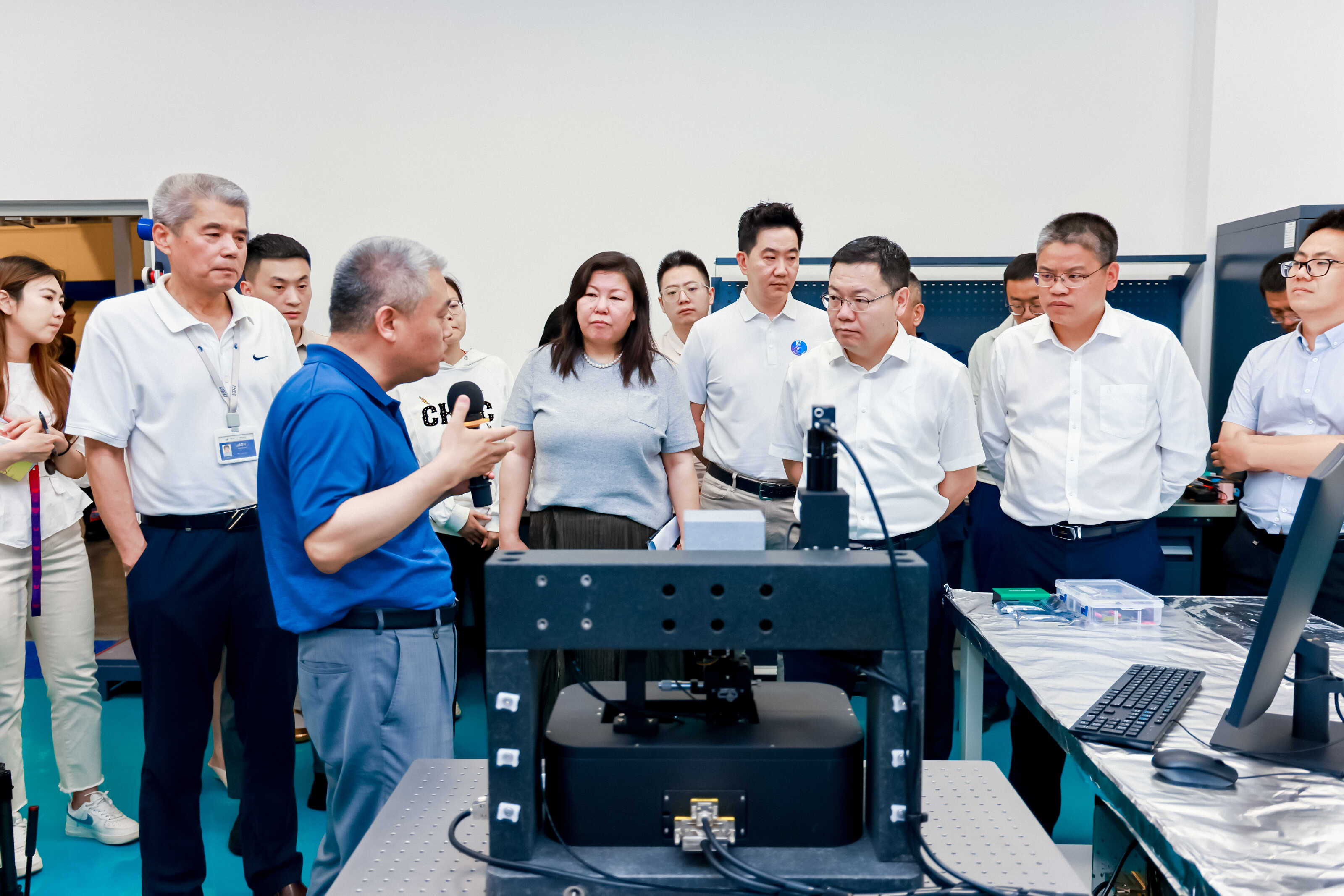 国产原子力显微镜成功交付HEPS