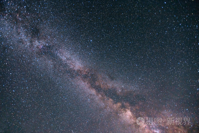 【01.29】高能理论论坛第122期--Relativistic calculations of nuclear matrix elements for neutrinoless double beta decay